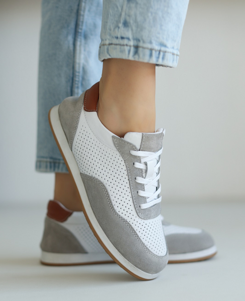 Asireni Women's White Leather Sneakers