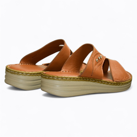 RED WOMEN'S FLIP-FLOPS BY JANTRIA