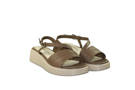 JERNIKA WOMEN'S CAPPUCCINO SANDALS