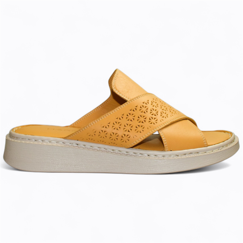 LYSELLE WOMEN'S MUSTARD-COLORED FLIP-FLOPS