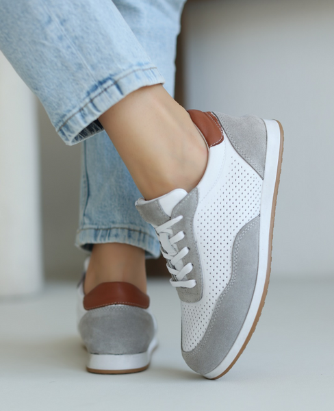 Asireni Women's White Leather Sneakers