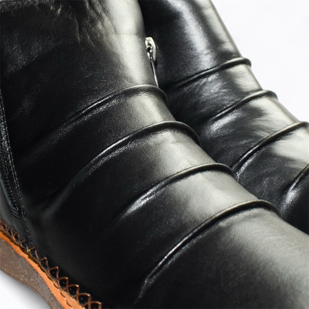 SKÓRZANE CZARNE BOTKI DAMSKIE IZMARIA