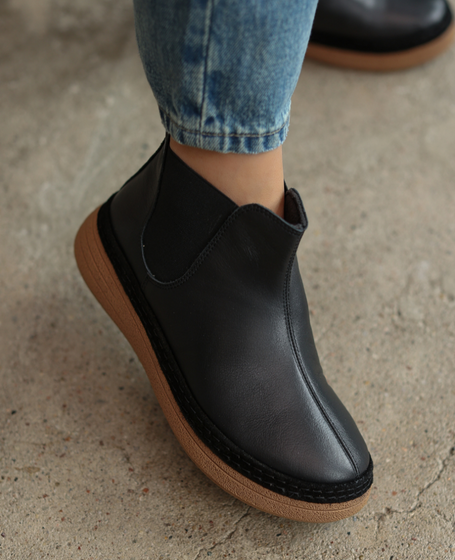 Hezmeli Women's Black Leather Ankle Boots