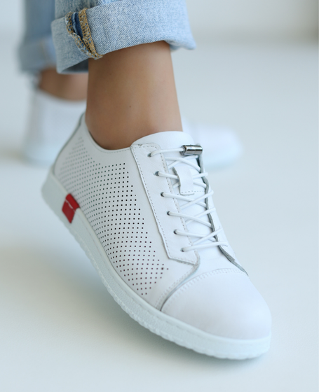 Skórzane białe sneakersy damskie Girelia