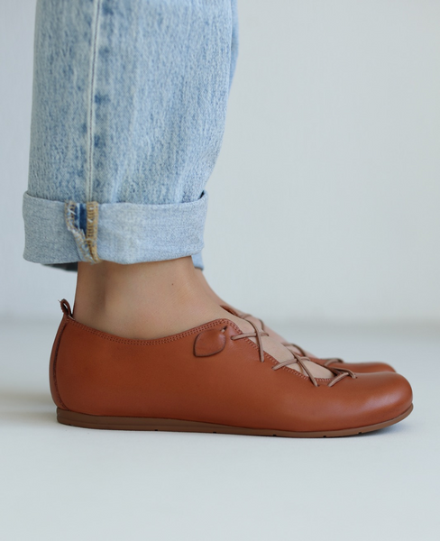 Ranithe Women's Red Leather Low-Cut Shoes