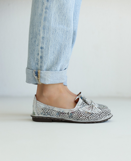 Olarisa Women's White Leather Low-Top Shoes