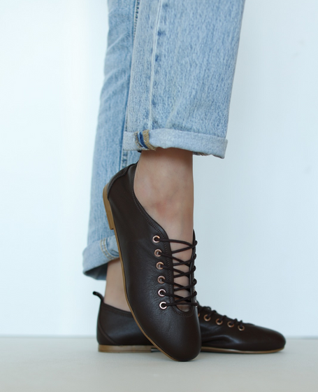 Kanvira Women's Leather Chocolate-Brown Low-Cut Shoes