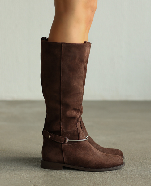 Skórzane czekoladowe kozaki damskie Cezaria
