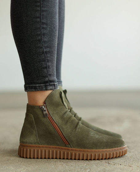 Violena Women's Olive-Green Leather Boots