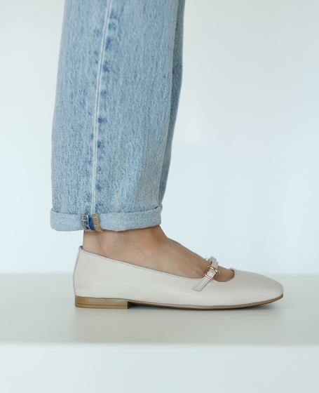 Ortilia Beige Leather Women's Ballerina Flats