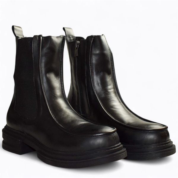 Megalia Women's Black Leather Ankle Boots