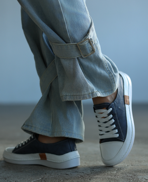 Fenleri Navy Blue Leather Women's Low-Top Shoes