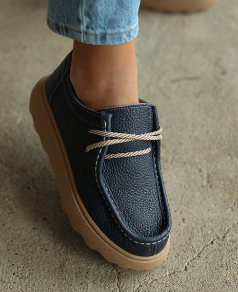 Yelsina Women's Navy Blue Leather Low-Top Shoes