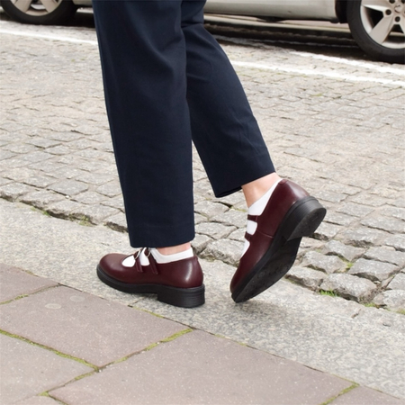 SKÓRZANE BORDOWE PÓŁBUTY DAMSKIE KIRELLA