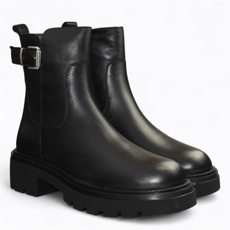 Caliria Women's Black Leather Ankle Boots
