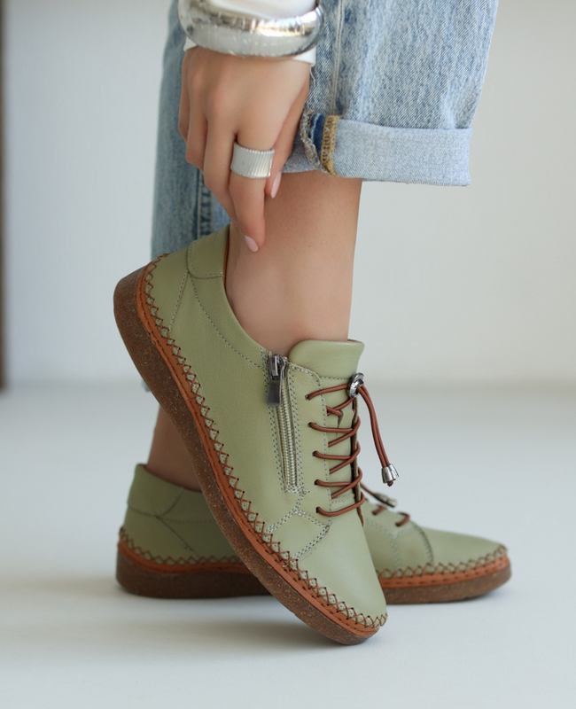 Agnetia Women's Green Leather Low-Cut Shoes