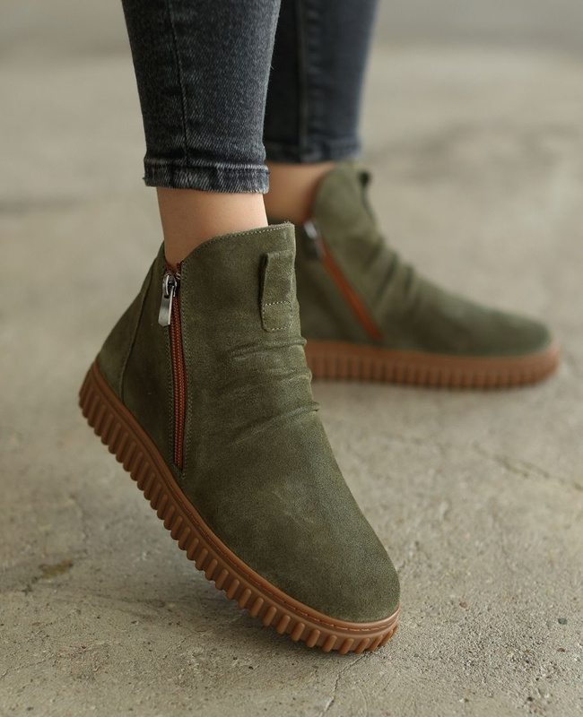 Violena Women's Olive-Green Leather Boots