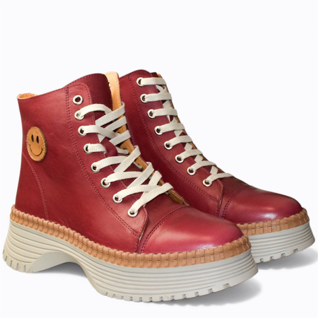 SKÓRZANE CZERWONE TRZEWIKI DAMSKIE OMIRETI