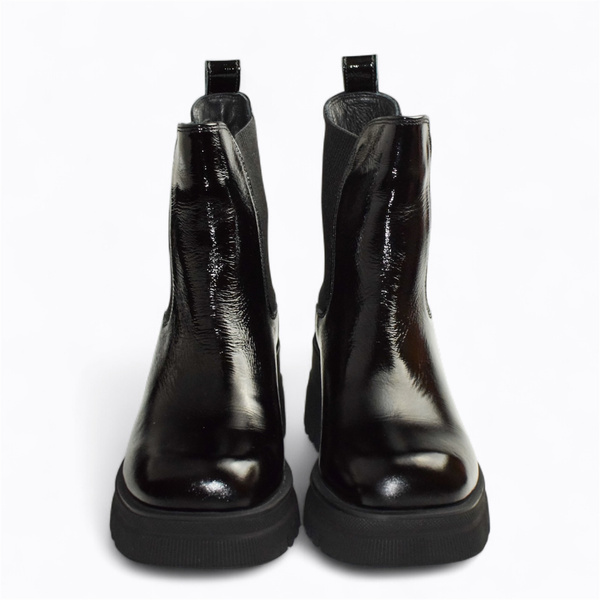 Zarelin Women's Black Leather Ankle Boots