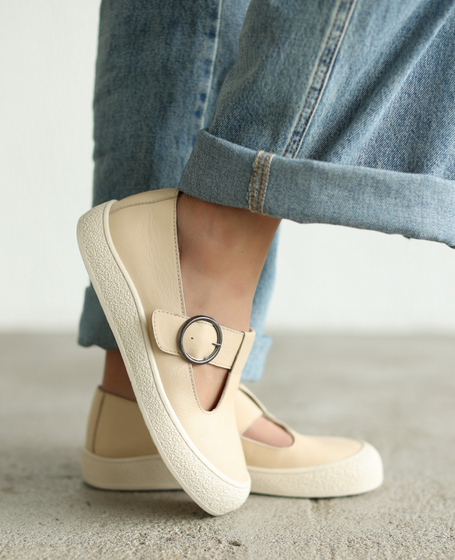 Misiori Beige Leather Women's Low-Cut Shoes