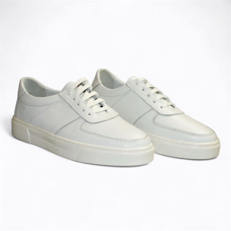 Indaria Women's White Leather Sneakers