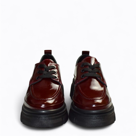 Landeri Women's Burgundy Leather Low-Cut Shoes