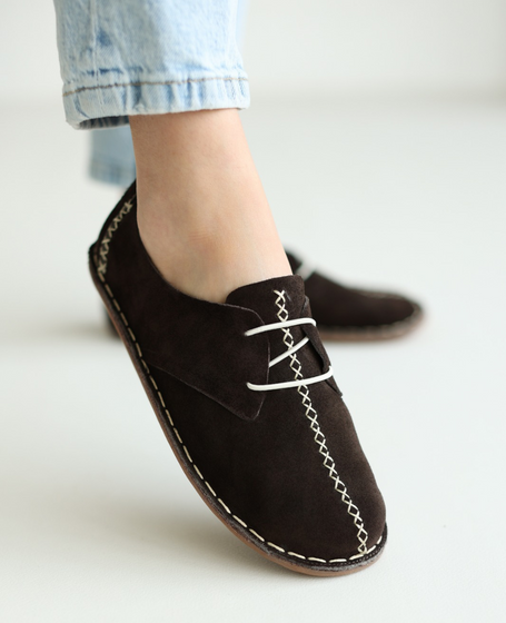 Niselva Women's Leather Chocolate-Brown Low-Cut Shoes