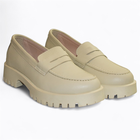 Skórzane beżowe półbuty damskie Marticia