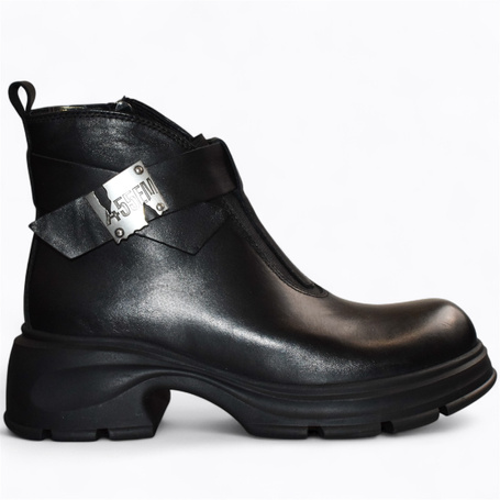 Polarya Women's Black Leather Ankle Boots