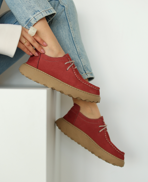 Yelsina Women's Burgundy Leather Low-Cut Shoes