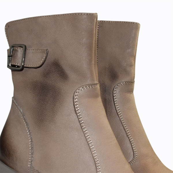 Phirene Women's Gray Leather Ankle Boots