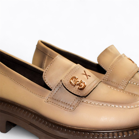 Fenoria Women's Taupe Leather Loafers