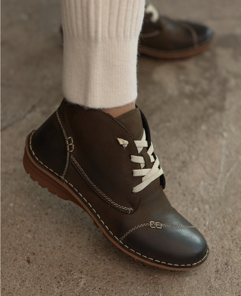 Nadessa Women's Khaki Leather Boots