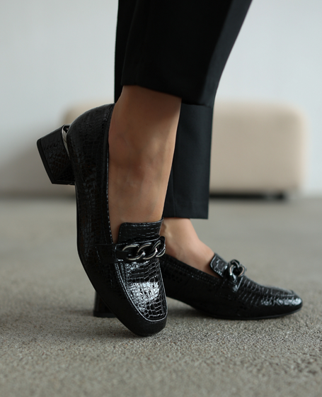 Aurea Black Leather Women's Pumps