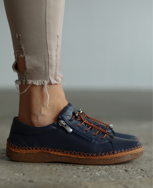 Agnetia Women's Navy Blue Leather Low-Cut Shoes