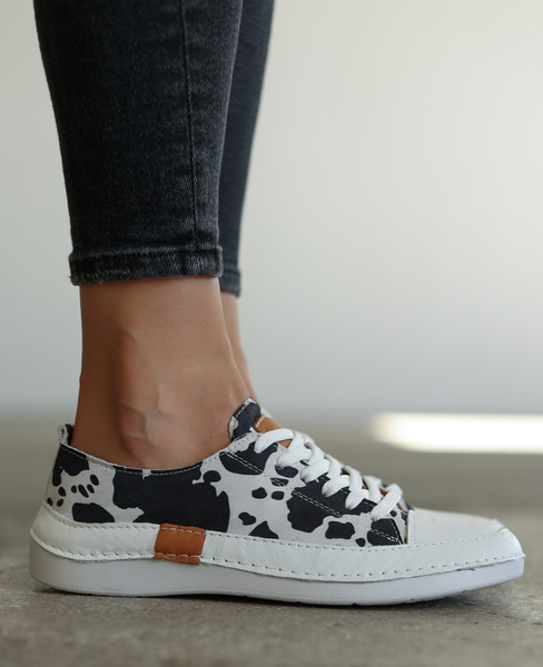 Fenleri Women's White Leather Low-Top Shoes with an Animal Print