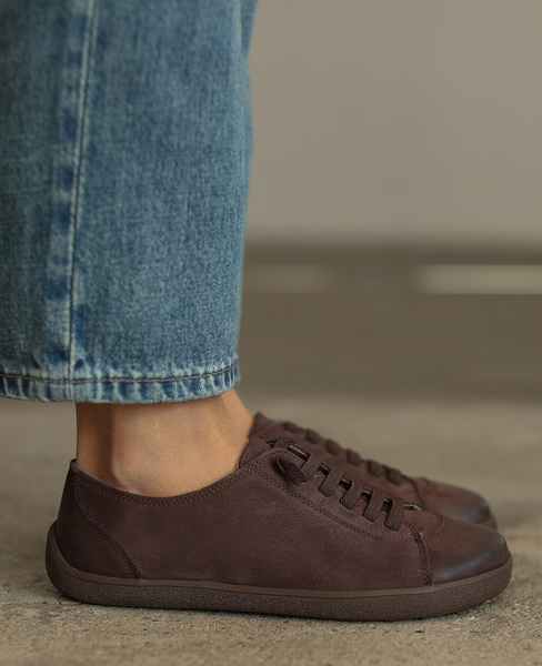 Belania Women's Leather Chocolate-Brown Barefoot Low-Top Shoes