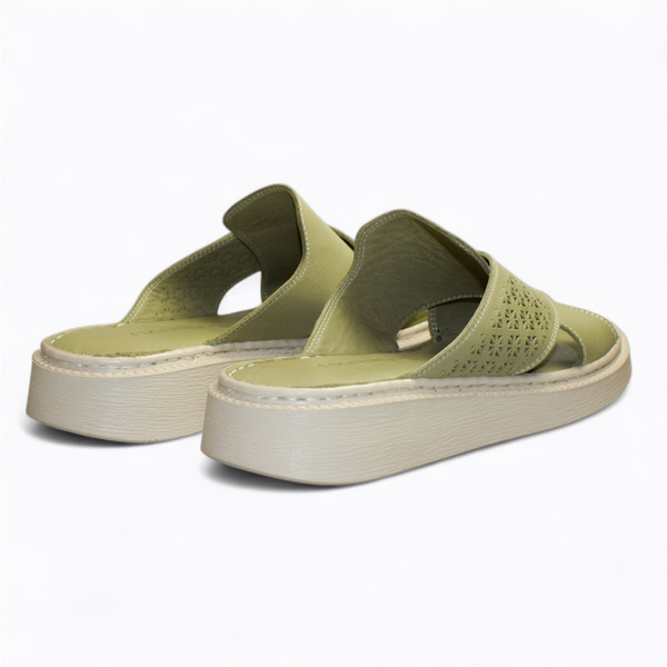 LYSELLE WOMEN'S GREEN FLIP-FLOPS