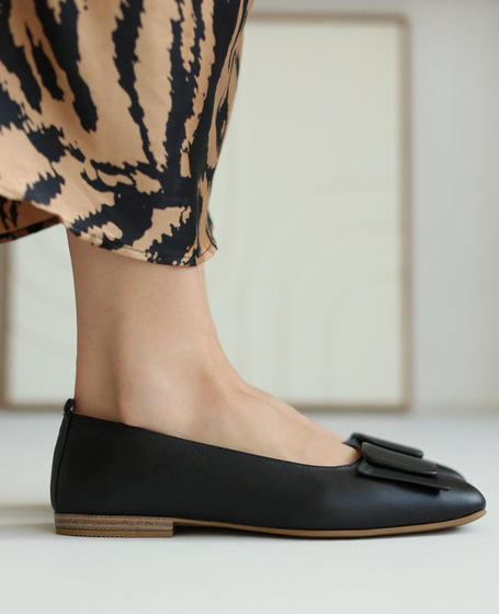 Cadilla Women's Black Leather Ballerina Flats