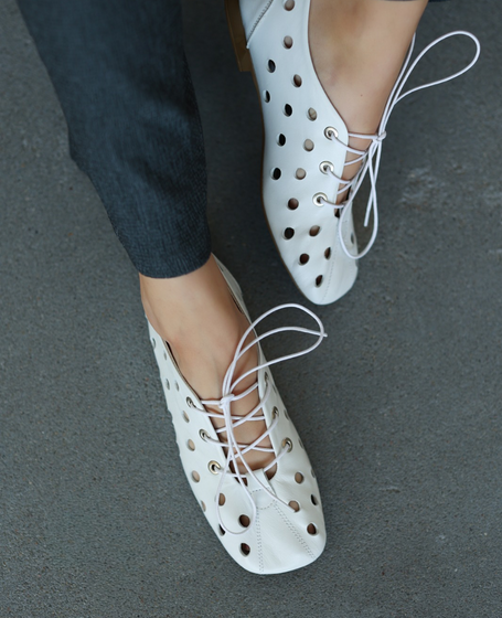 Telveri Women's White Leather Shoes