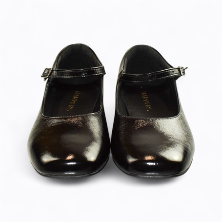 Rohilia Women's Black Leather Low-Cut Shoes
