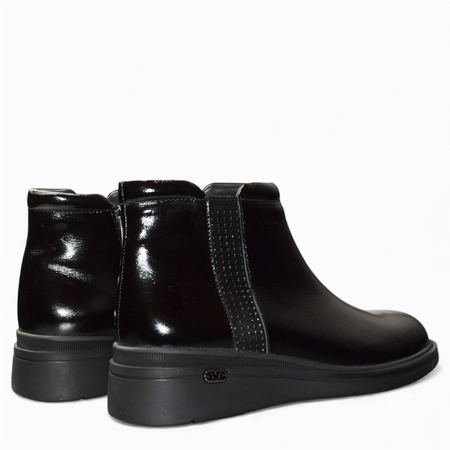 Skórzane czarne botki damskie Sarvina