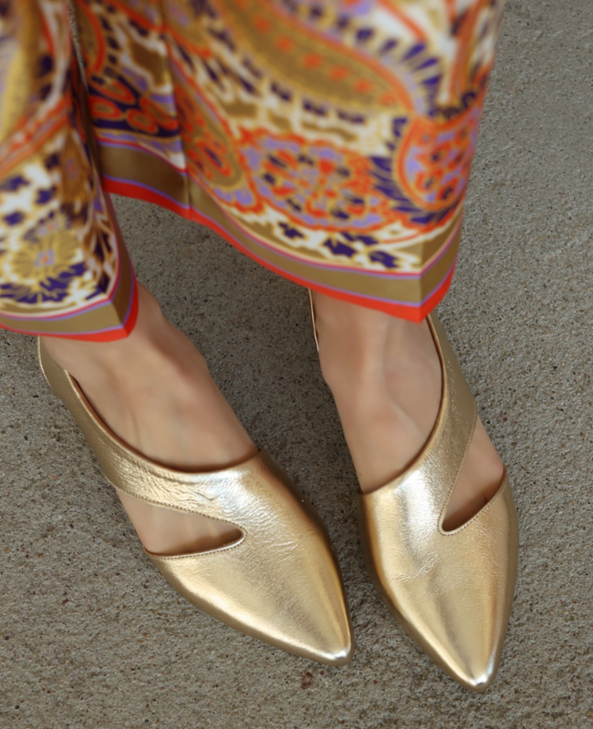 Abriela Women's Leather Gold Loafers