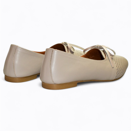 Julinea Women's Gray Leather Low-Cut Shoes