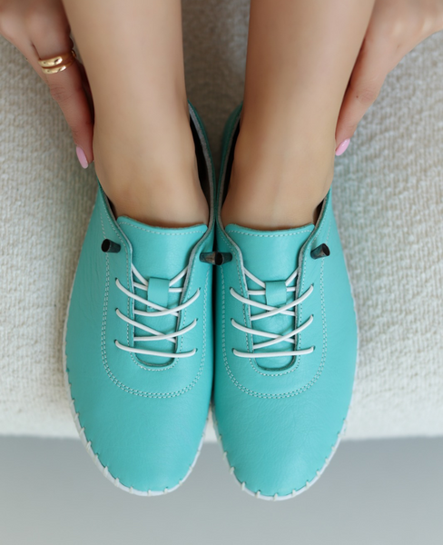 Rivessa Women's Mint-Colored Leather Low-Top Shoes