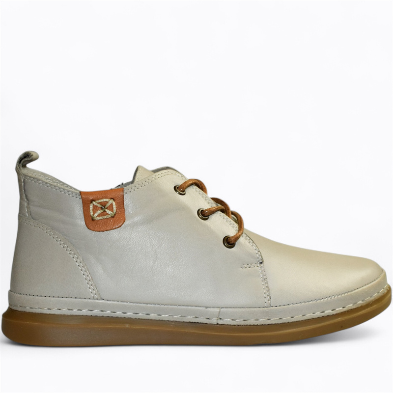 Donteri Women's Gray Leather Boots