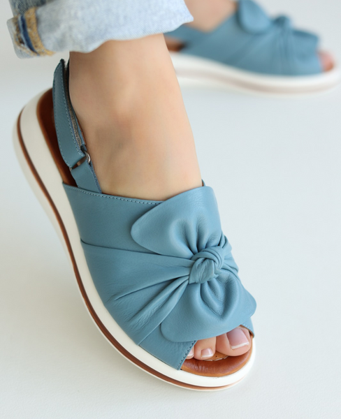 Ulrinia Women's Blue Leather Sandals