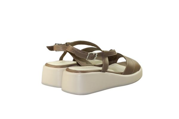 JERNIKA WOMEN'S CAPPUCCINO SANDALS