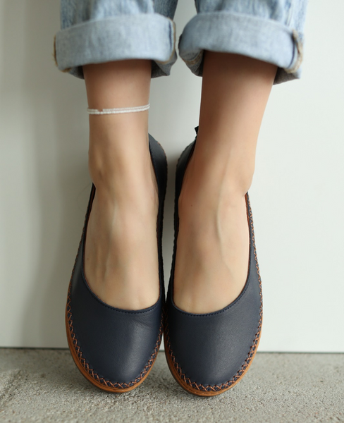 Kalipha Navy Blue Leather Women's Ballet Flats