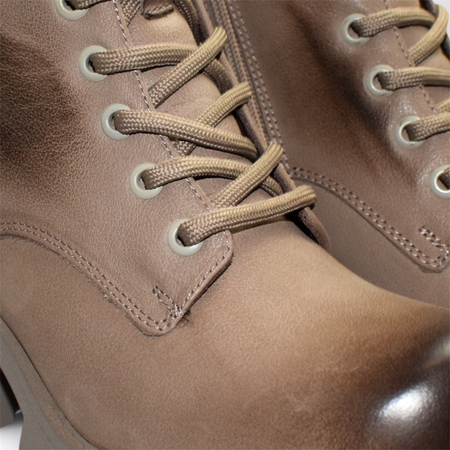 SKÓRZANE SZARE BOTKI DAMSKIE ISADORA